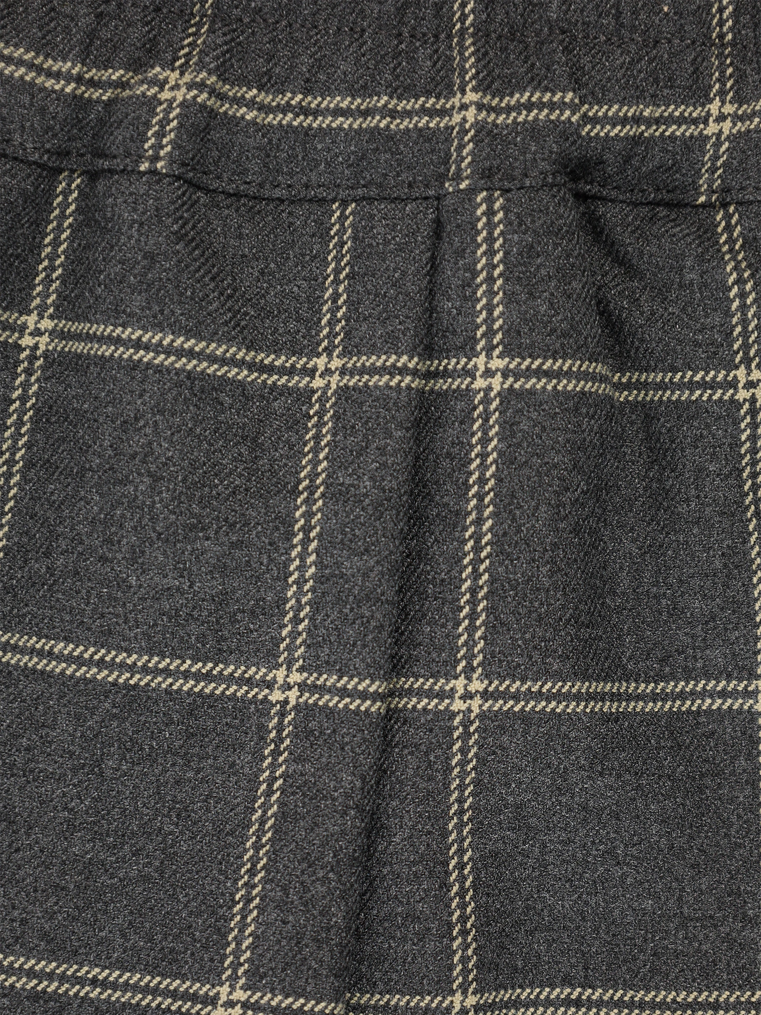 Брюки серого цвета в клетку 